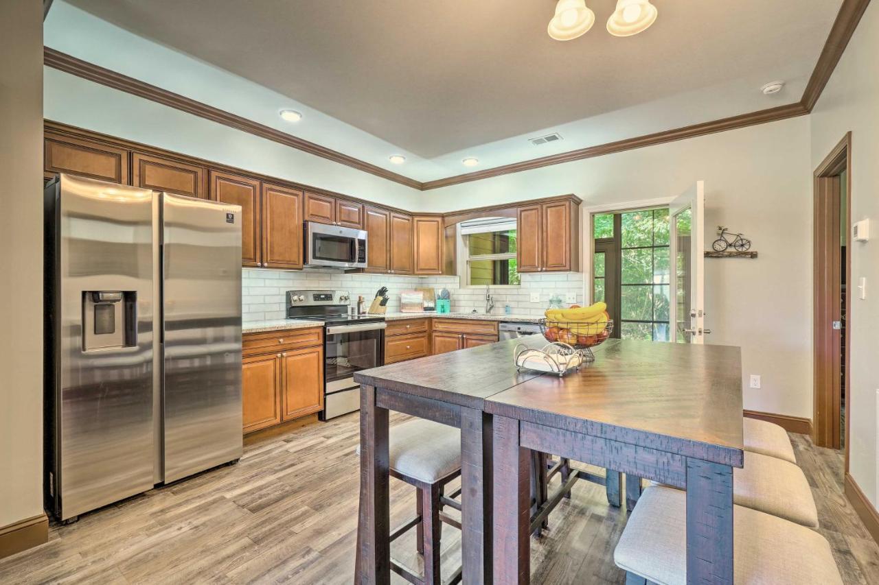 Apartment Cozy Condo, Resort-style Amenities! *